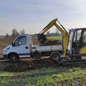 Usłigi minikoparka oraz mała wywrotka ivecco Rzeszów Krasne 