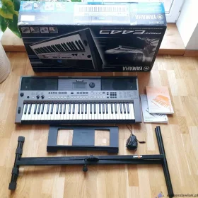 Keyboard Yamaha PSR-E443