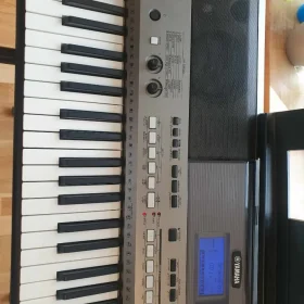 Keyboard Yamaha PSR-E443