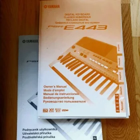 Keyboard Yamaha PSR-E443