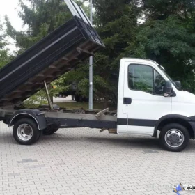 Usługi transportowe mała wywrotka Iveco do 3.5tony Rzeszòw Krasne Tyczyn tel 692120020